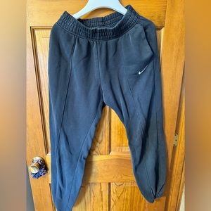 Nike women’s joggers